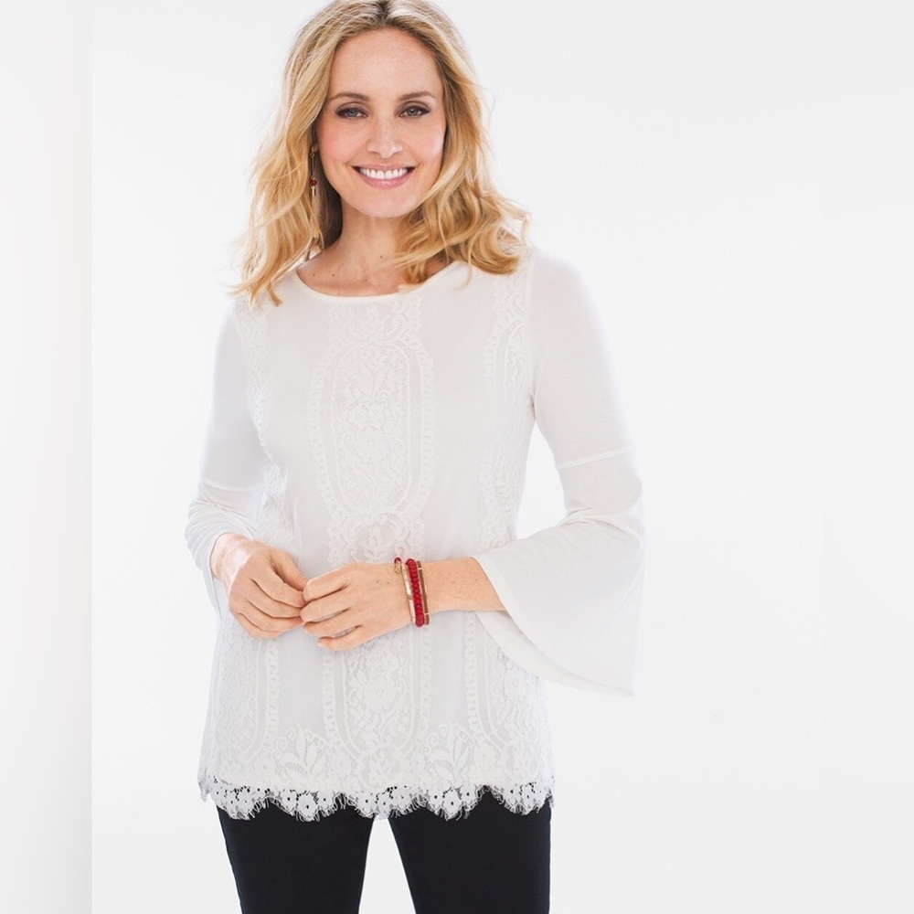 Chico’s Lace Front Flare Sleeve Top Size 0/Small